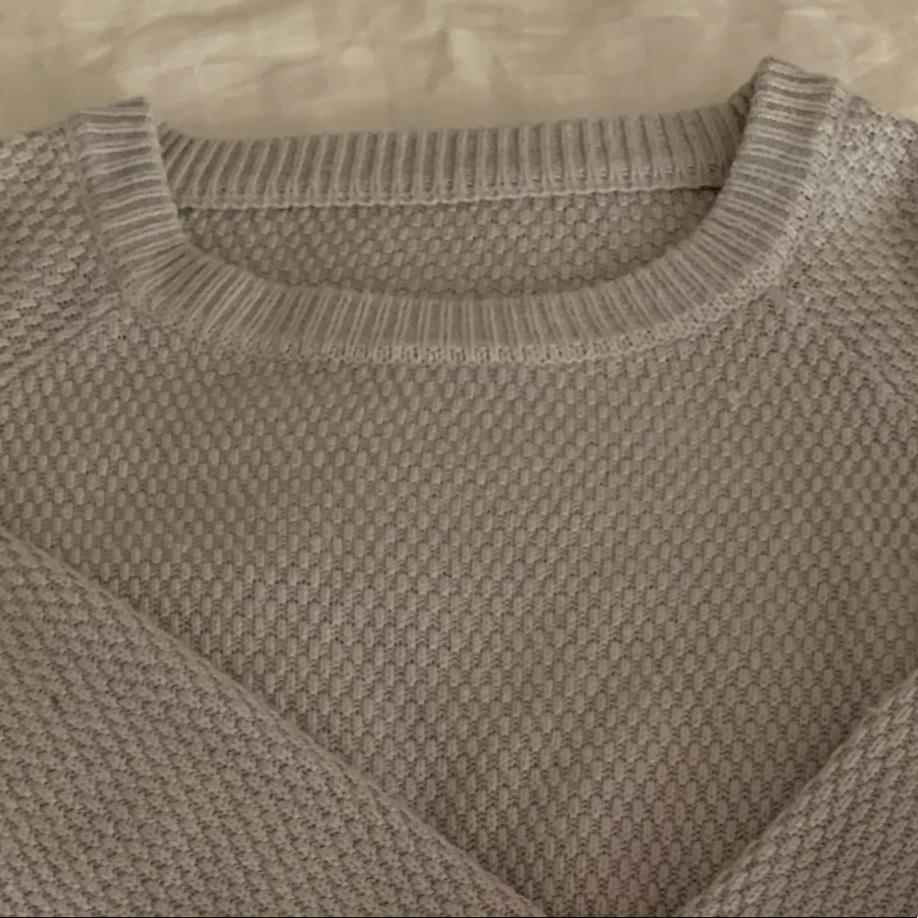 Is Is A Grey Barely Used Cropped Sweater
